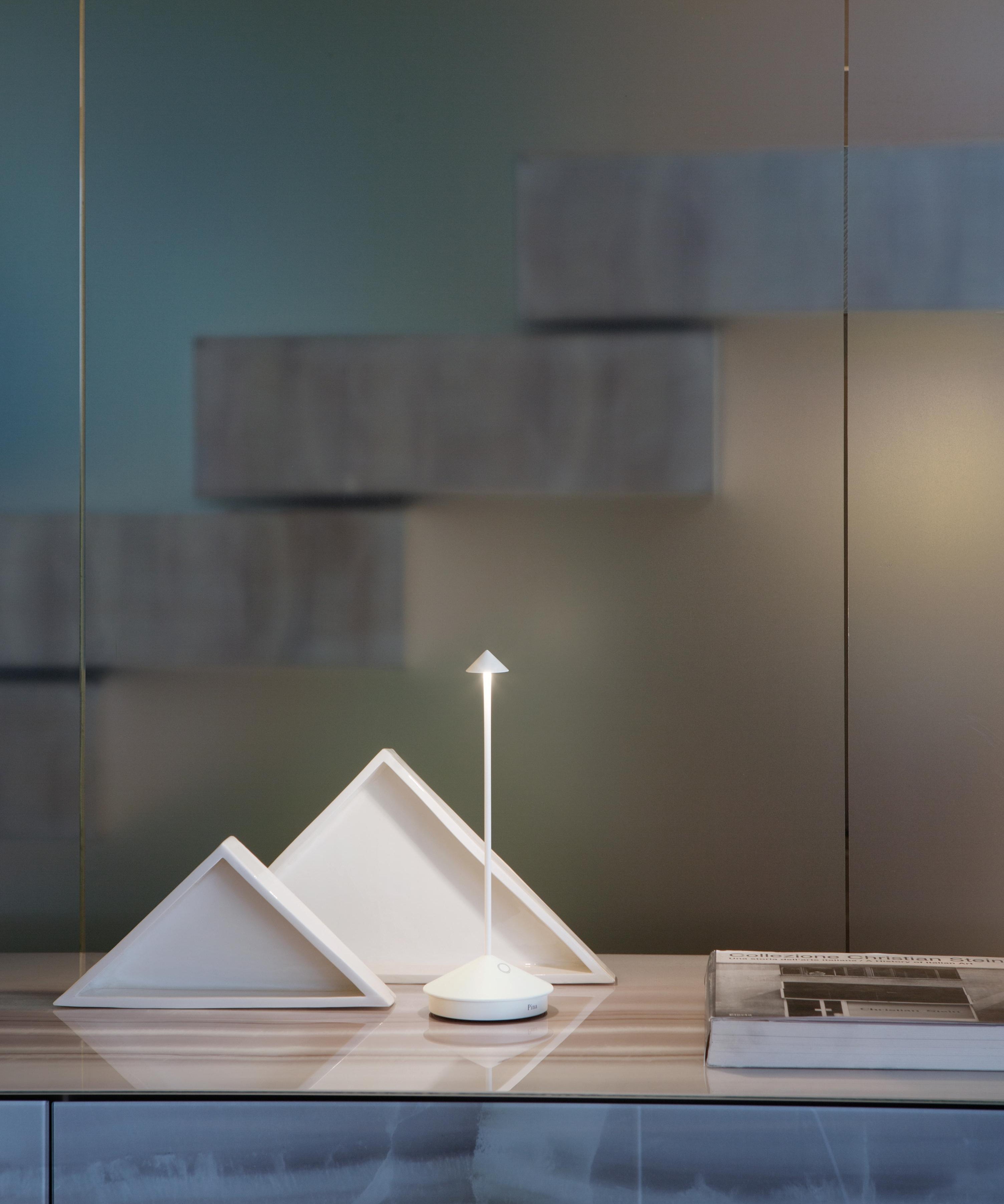 ZAFFERANO PINA PRO TABLE LAMP - White